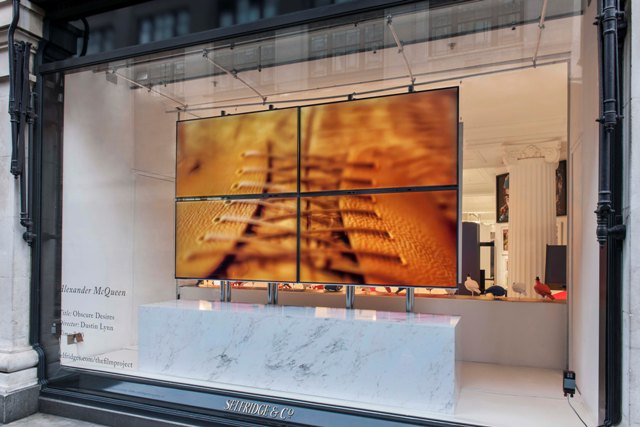 Attract Attention to TV Window Display for Storefront