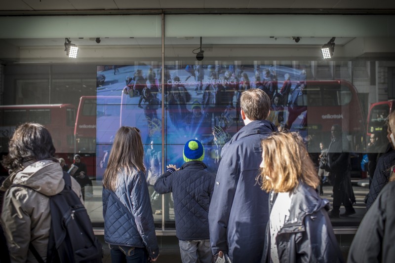 John Lewis London - Smart TV interactive window display